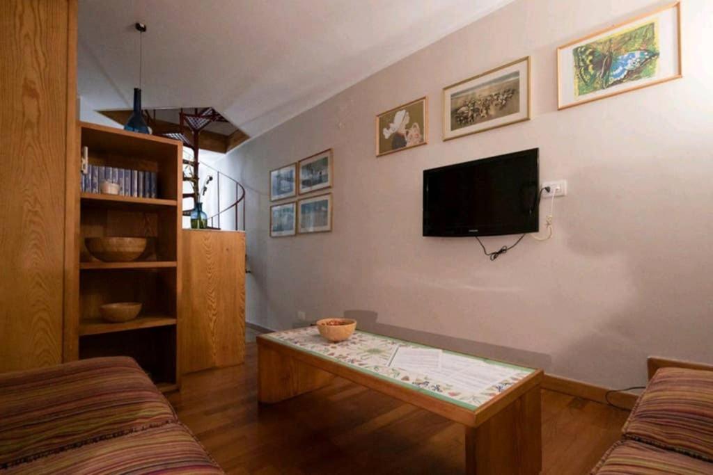 Il Velarium Del Colosseo Apartment Rome Exterior photo